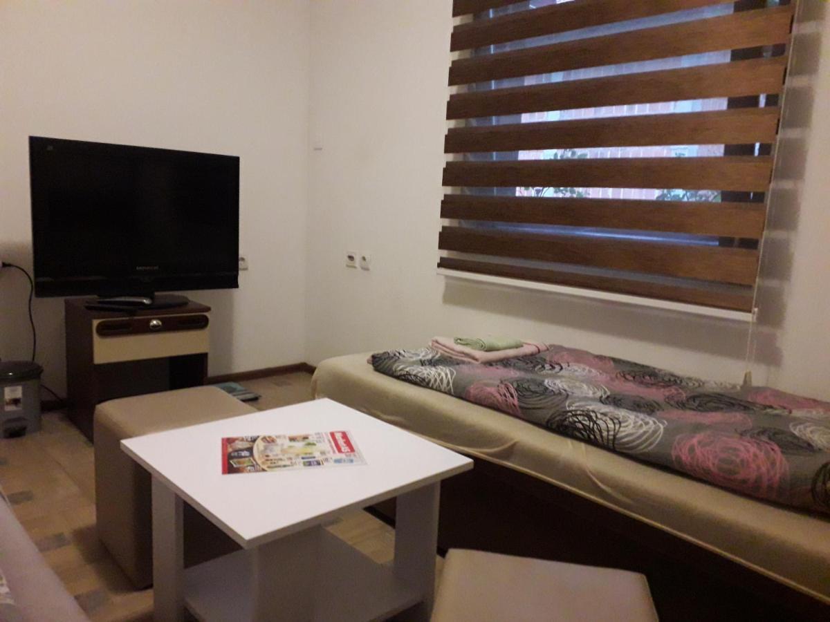 Hostel Topic Banja Luka Extérieur photo