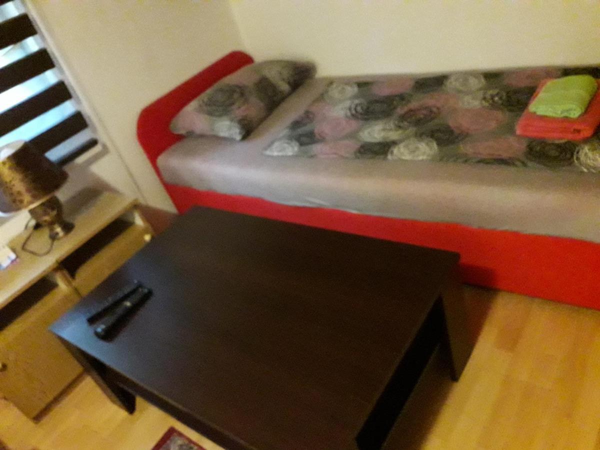 Hostel Topic Banja Luka Extérieur photo