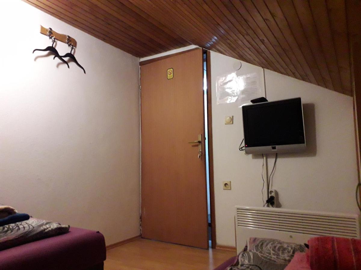 Hostel Topic Banja Luka Extérieur photo