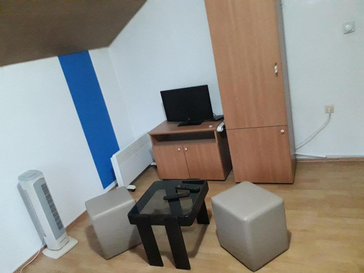 Hostel Topic Banja Luka Extérieur photo