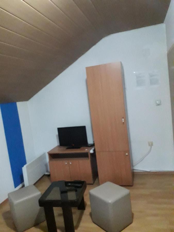 Hostel Topic Banja Luka Extérieur photo
