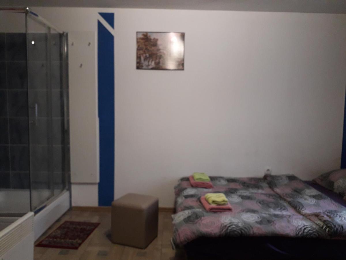 Hostel Topic Banja Luka Extérieur photo