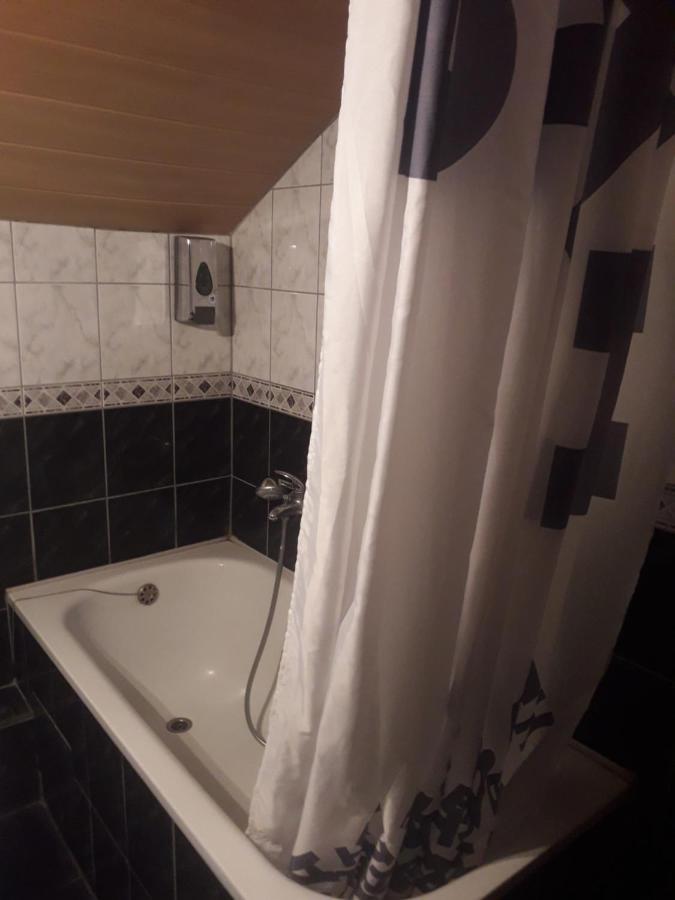 Hostel Topic Banja Luka Extérieur photo
